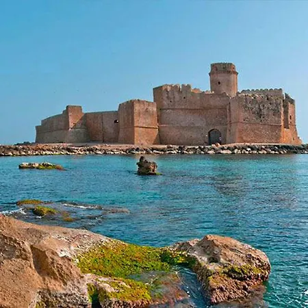 Holiday Le Castella And Beach Crotone Ilk021001 Dyd *